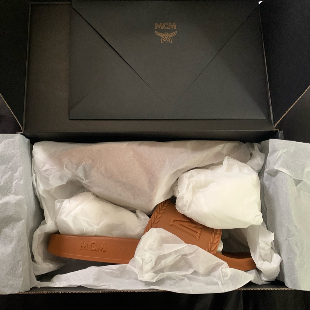 Authentic MCM Big Logo Rubber Slides size 38 IT or US 9